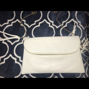 White cross-body purse with fringe!